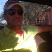 Luis Carlos  Flores Castillo